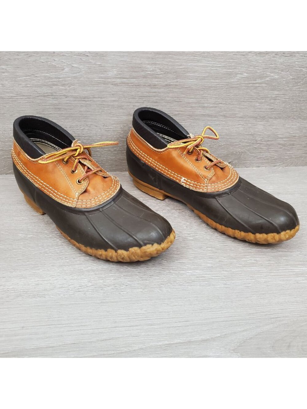 L. L. Bean vintage men's leather low bean boots